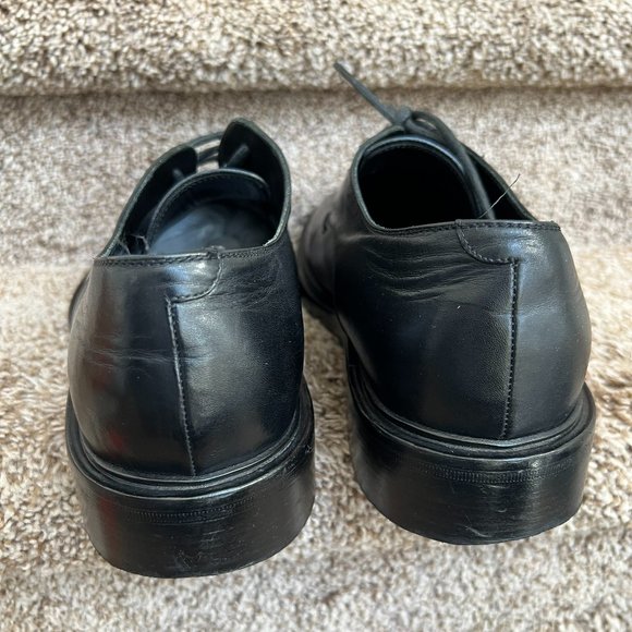 BALENCIAGA Men's Black Leather Derby Shoes. - Picture 6 of 16